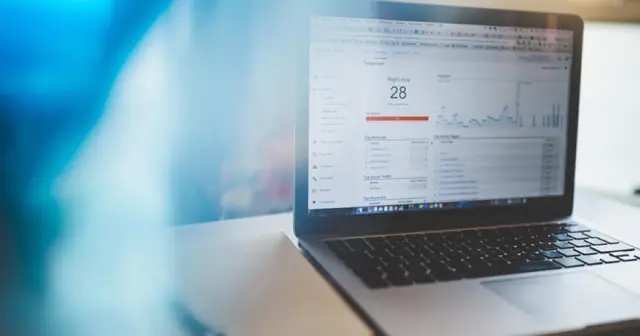 Our Own Record #5 | To 11K Monthly Users — the Winning Line Was the "Top 6%": the Summer We Turned Analytics into Topic-Selection Rules