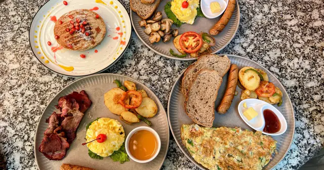 Bitches Who Brunch: A Brunch Review Site Sells to a Sports-Community Company — Buying “the Readers’ Weekend Hours”