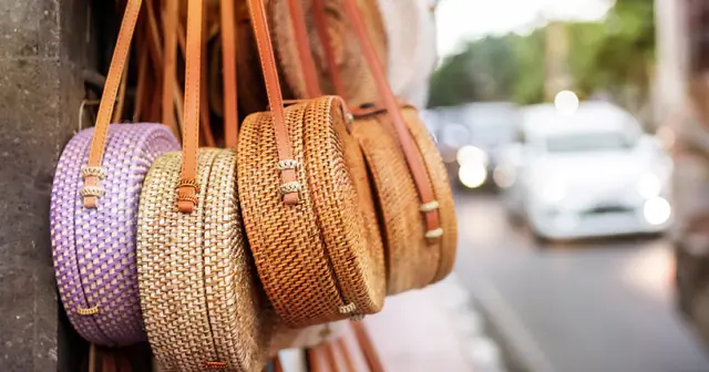 Shopify App Maker Tabarnapp Sells to App Acquirer StayTuned: The Etiquette of "Closing Up Shop" in an App Store